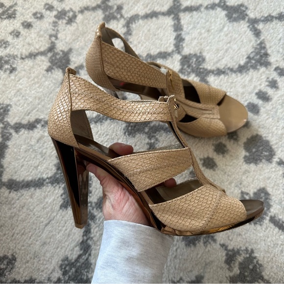 Michael Kors Zipper Top 4” Heels Textured Faux Snakeskin Stilettos Size 9 - Picture 2 of 13